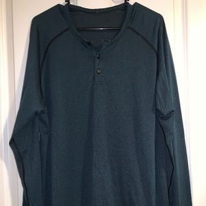 lululemon mens MVT LS henley, sz. XL